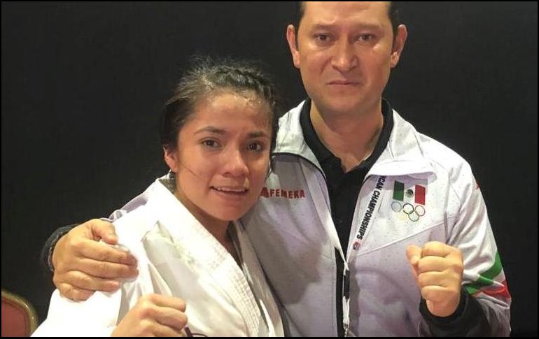 En la especialidad de kumite, los cupos fueron obra de los jaliscienses Alicia Hernández (foto) en los -50 kg y Alan Ever Cuevas Guzmán en los -84 kg. TWITTER / @COM_Mexico