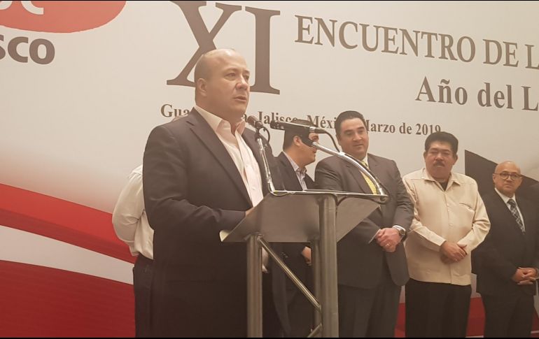 El ejecutivo estatal, durante el XI Encuentro de la Unidad Obrero Empresarial encabezado por la FROC; pide autocrítica a sindicatos y empresarios para consolidar la paz laboral en Jalisco. EL INFORMADOR / A. Gallegos