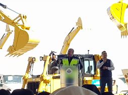 En el estadio Akron, durante la entrega de maquinaria al sector campesino, además del gobernador asisten los coordinadores parlamentarios de diferentes partidos. EL INFORMADOR/ Y. Mora