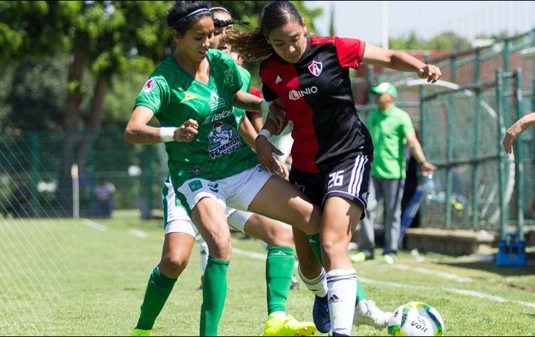 Con la igualada, en el partido número 500 de la Liga MX femenil, las tapatías evitan la derrota y siguen en el segundo puesto del Grupo 2 con 28 puntos. TWITTER / @AtlasFCFemenil