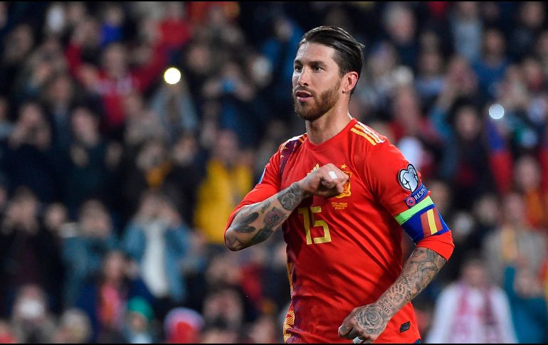 Ramos celebra tras anotar al 71' la pena máxima que le da el triunfo a los españoles. AFP/J. Jordan