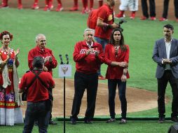 El presidente agradeció a Alfredo Harp Helú por ser el principal promotor del beisbol en México. NTX/O. Ramírez