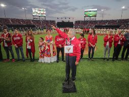 Andrés Manuel López Obrador en la inauguración del estadio de los Diablos Rojos del México en la capital del país. NTX/ARCHIVO