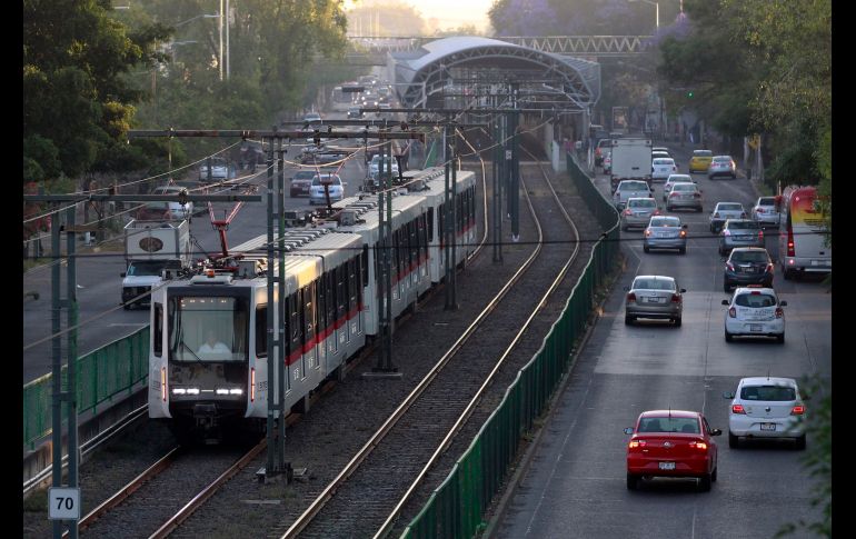 Según autoridades, al momento los trenes estarán circulando en los horarios pico: de 6:20 a 9:50 horas y de 17:25 a 20:50 horas. ESPECIAL/ Gob. de Jalisco