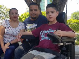 La escoliosis provoca deformaciones en la columna vertebral. EL INFORMADOR / J. Armendáriz