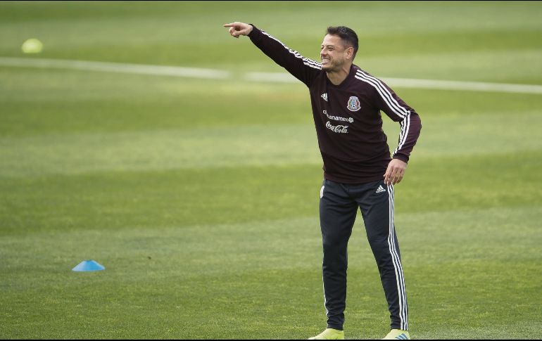 Javier Hernández, quien será titular ante la Selección guaraní, es parte de los elementos que no fueron inicialistas en San Diego y sí lo serán en Santa Clara. Además, Miguel Layún, Jonathan dos Santos y Diego Lainez también van de arranque. MEXSPORT 