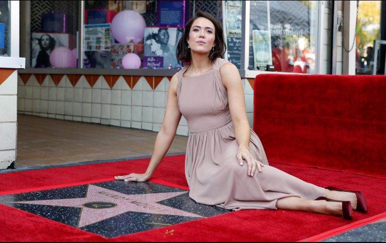 Mandy Moore alcanzó la fama en su juventud con el éxito 