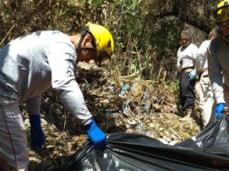 Hasta el momento se desconocen las causas del fallecimiento, así como la edad probable del mismo. ESPECIAL / Bomberos de Guadalajara