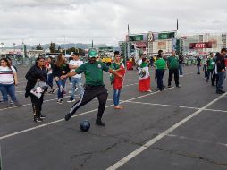 La fiesta mexicana se desató en las inmediaciones del inmueble. EL INFORMADOR/J. Robles