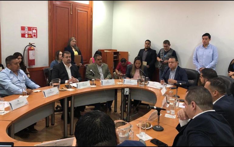 Diputados señalaron que a los municipios metropolitanos se les notificó en tiempo y forma para que dieran su anuencia o inconformidad, procedimiento que ya se agoto. EL INFORMADOR / R. Rivas