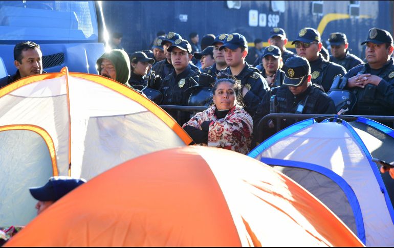 El magisterio no descarta que mañana los accesos vuelvan a ser bloqueados en protesta por la reforma educativa. SUN/H. García