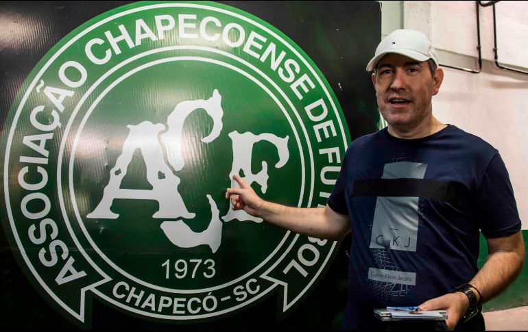 Henzel, tres jugadores de Chapecoense y dos tripulantes de la aerolínea LaMia fueron los sobrevivientes del accidente aéreo cerca de Medellín, Colombia, en noviembre de 2016. AFP / N. Almeida