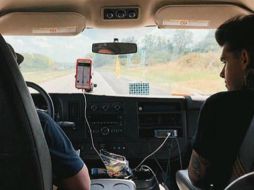 Con Waze Carpool, los usuarios pueden elegir a sus compañeros de viaje mediante la revisión de sus perfiles, calificaciones, cantidad de amigos en común o filtros. TWITTER / @waze