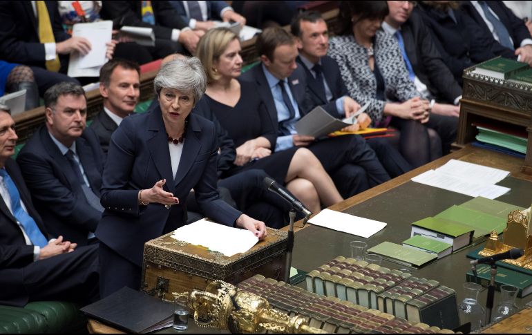 Las votaciones son, en cualquier caso, no vinculantes para el Gobierno, y la primera ministra, Theresa May. EFE / M. Duffy