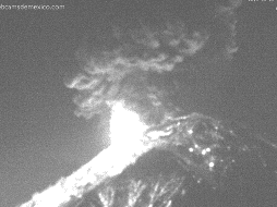 El semáforo de alerta volcánica permanece en Amarillo Fase 3. TWITTER / @SkyAlertMx