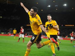 Raúl Jiménez vuelve a la acción con el Wolverhampton en la Premier League. AP/ARCHIVO