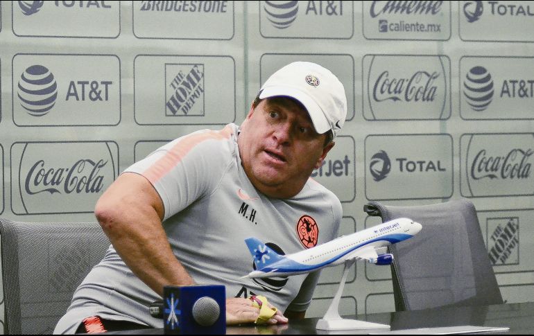 El “Piojo” Herrera sabe que el duelo entre Águilas y felinos pondrá en la cancha a varios de los mejores futbolistas de la Liga MX. MEXSPORT