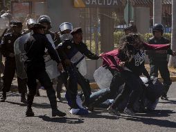Policías antidisturbios interrumpen una manifestación fugas o 