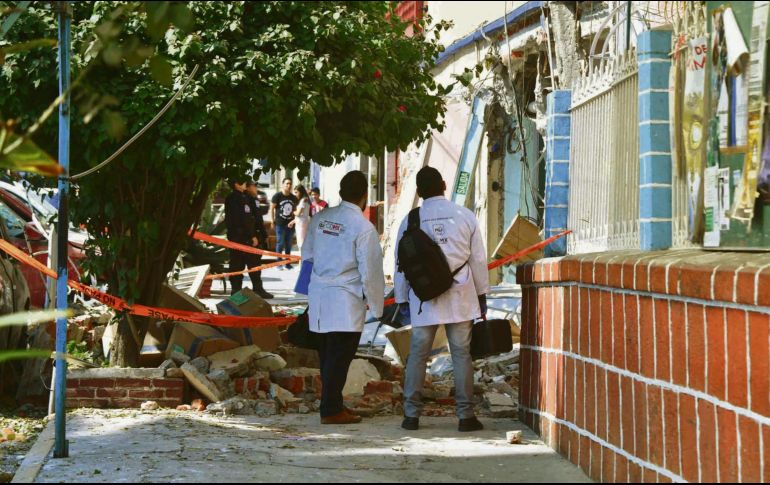 Además de los heridos que dejó, la explosión dañó autos y derribó consultorios médicos. EL UNIVERSAL