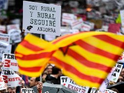 Autoridades estimaron en 50 mil los asistentes a la manifestación en Madrid, mientras los organizadores señalaron que se alcanzaron los 100 mil. AFP/O. del Pozo