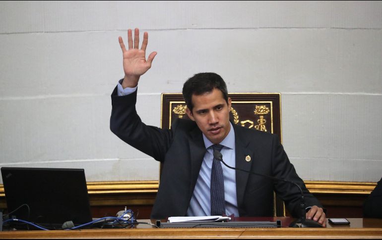 Juan Guaidó presidió el martes una sesión del Parlamento, en Caracas. EFE/M. Gutiérrez