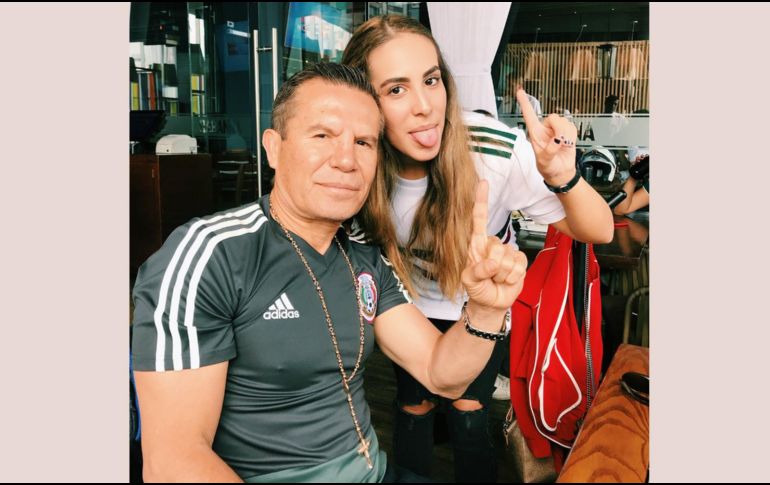 ''Bienvenido a la familia. Nomás que te falta aguantar tres rounds contra mí y es toda tuya'', dijo Chávez en la imagen donde aparece Nicole Chávez junto a su novio. INSTAGRAM / @nicolechavez98