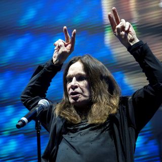 Por caída, Ozzy Osbourne cancela todos sus conciertos de 2019