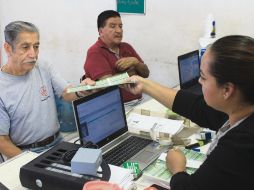 Los adultos mayores y personas con discapacidad tienen hasta el 31 de mayo. ESPECIAL