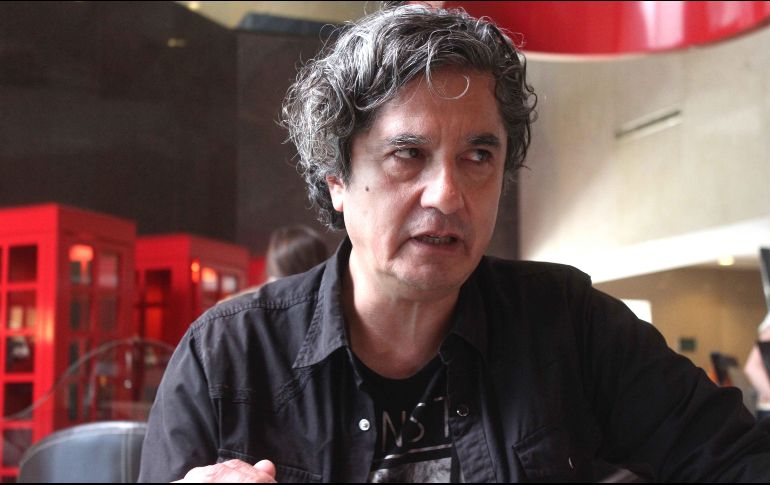 El también escritor dejó un mensaje de despedida en su cuenta de Twitter el pasado 1 de abril. EL INFORMADOR/ARCHIVO