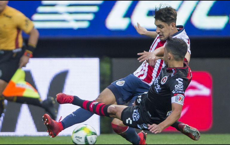 Van Rankin cortará una racha de 29 partidos consecutivos como titular con Chivas. MEXSPORT/ARCHIVO