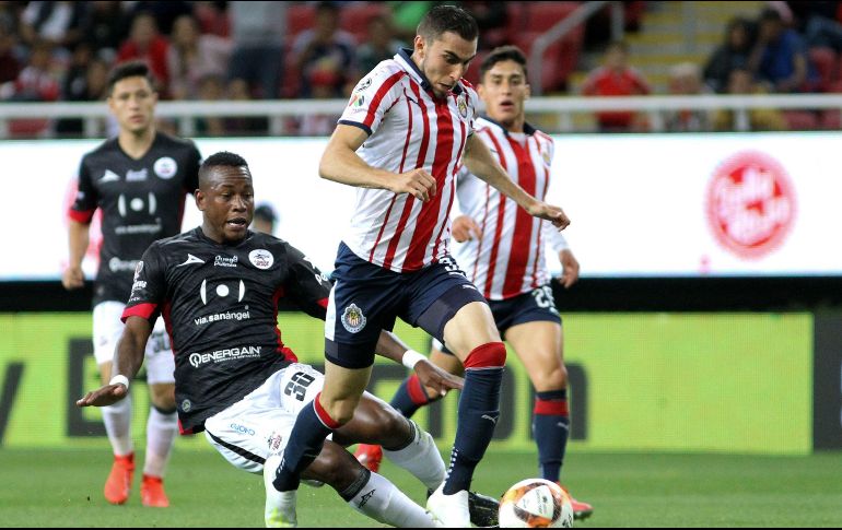 Chivas ha ligado cinco derrotas en sus últimos seis encuentros. AFP/U. Ruiz