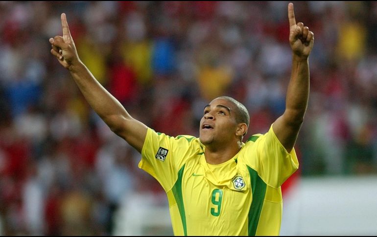 El ex jugador del Barcelona es señalado por evadir casi 700 mil euros en impuestos. ARCHIVO / AP