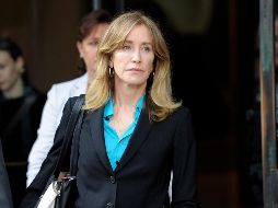 Huffman encara una pena máxima de 20 años de cárcel por el delito de transferencia fraudulenta de fondos. AFP / ARCHIVO