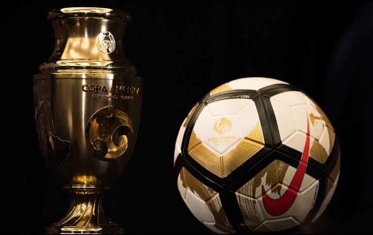 La competición estará dividida en una Zona Norte y una Zona Sur; en cada una habrá cinco selecciones de la confederación y una de las dos invitadas. MEXSPORT / ARCHIVO