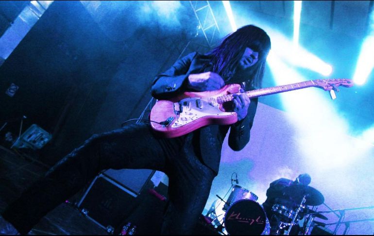 Su música puede ser tan extraña e incomprensible como su mismo nombre en sí lo es. Cortesía