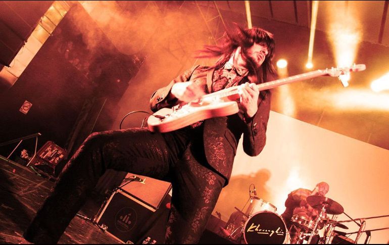 Khruangbin es conformado por Laura Lee, Mark Speer y Donald 