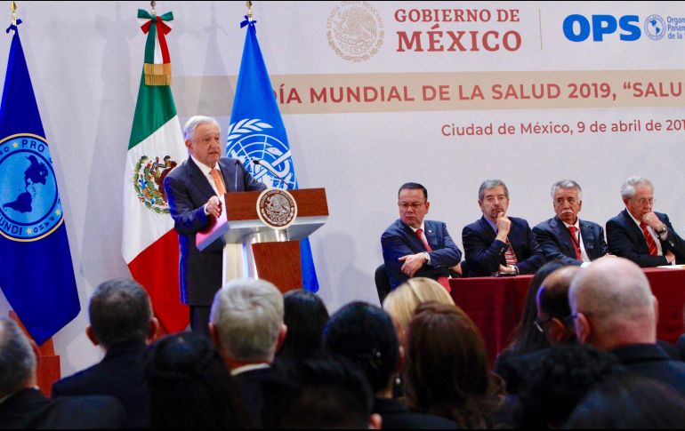 López Obrador conmemora el Día Internacional de la Salud en Palacio Nacional. NTX / J. Lira
