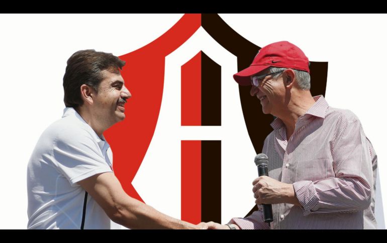 Ricardo Salinas Pliego (derecha) está dispuesto a vender a los Zorros  si uno de los tres interesados se acerca a los dos mil millones de pesos que cree valen. IMAGO7