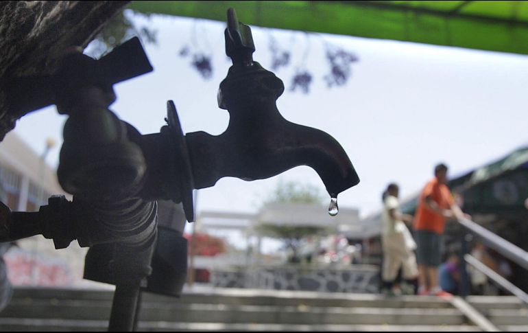 Durante los días del corte, se atenderán gratuitamente las peticiones de pipas. EL INFORMADOR /ARCHIVO