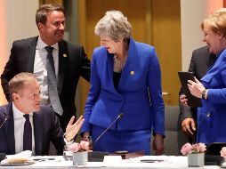 Theresa May se reúne con líderes europeos para discutir sobre el Brexit, en Bruselas. EFE/O. Hoslet