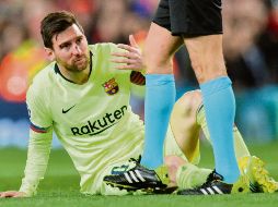 Lionel Messi no fue factor en este partido, en parte por el golpe en el rostro que recibió en la primera mitad. EFE / P. Powell