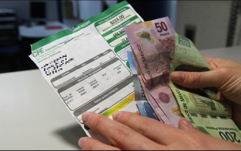 El Presidente López Obrador no da a conocer el monto específico de la baja. EL INFORMADOR / ARCHIVO