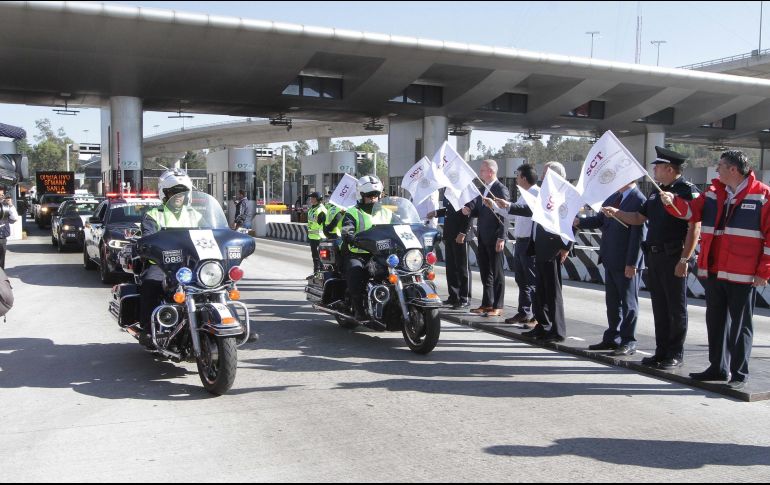 En la caseta de cobro Tlalpan, Autopista México-Cuernavaca, elementos de Caminos y Puentes Federales dieron banderazo de arranque al Operativo Semana Santa 2019. NTX/G. Guzmán