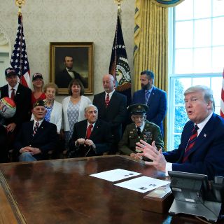 Trump considera enviar a inmigrantes a ciudades santuario