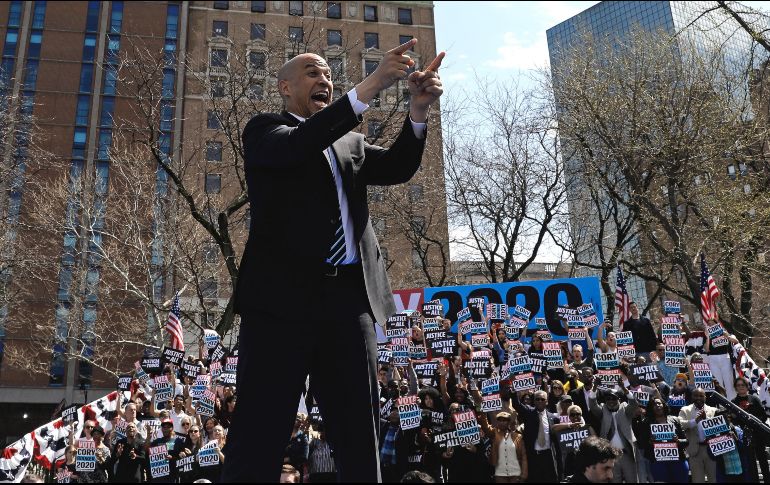El senador habló sobre legalizar la marihuana, y dar autonomía a las mujeres para que tengan libertad de elección sobre su cuerpo y vida. EFE / P. Foley