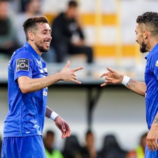 Herrera anota y el Porto no afloja en la lucha por el título