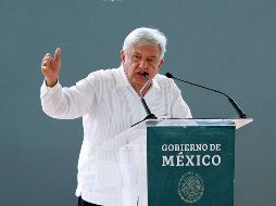 López Obrador estuvo en Champotón para la entrega de tarjetas a beneficiarios de programas federales. NTX/F. Estrada