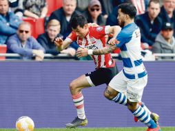 Hirving Lozano tuvo que ver en el primer gol de los Granjeros. @PSV