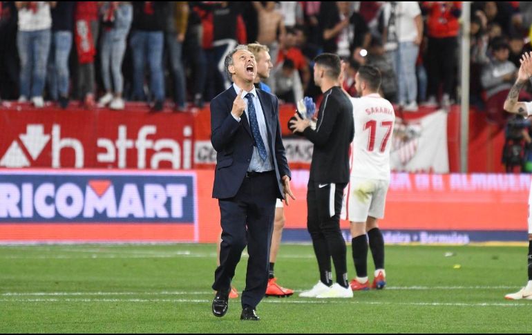 Caparrós, en una entrevista, habló por primera vez de la enfermedad que lo aqueja, una leucemia crónica, la cual, aseguró 