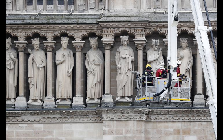 Esculturas de la fachada.